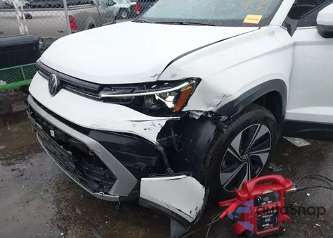 2025 Volkswagen Taos 1.5T Se from USA, damaged, VIN 3VVVC7B23SM033497